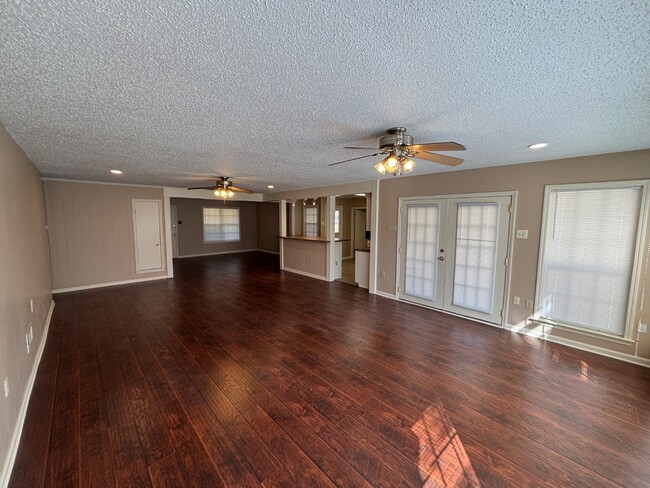 Building Photo - 6341 Wedgewick Cove