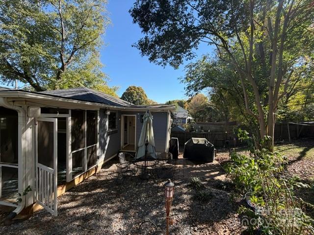 Building Photo - 1432 Winston Dr