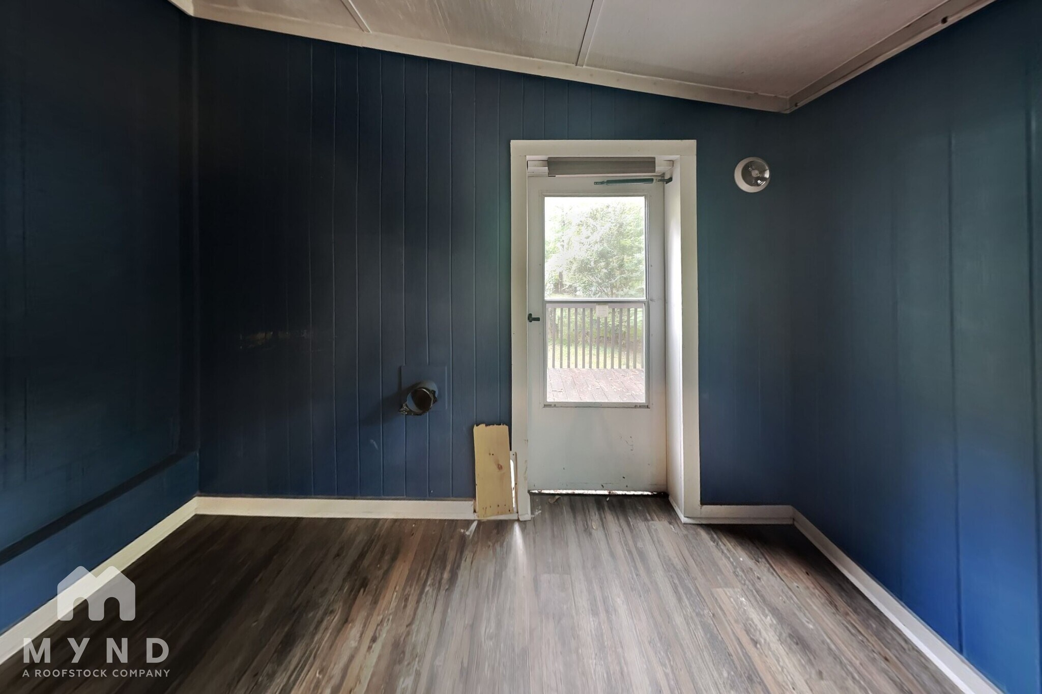 Building Photo - 2559 Park Dr