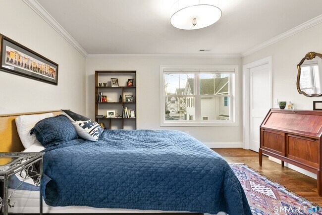 Building Photo - 210 High Ridge Ave