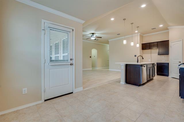 Building Photo - 14528 Chino Dr
