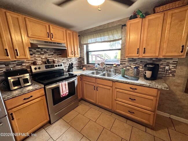 Building Photo - 128 Serenity Dr