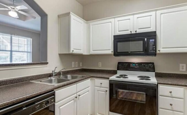 Building Photo - 2 bedroom in Spring TX 77373