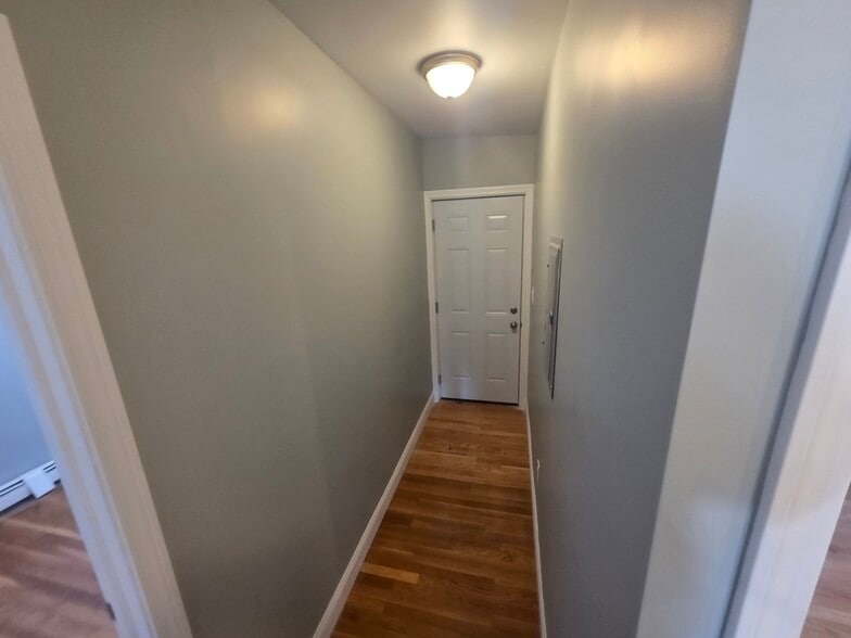 Building Photo - 14 Seagirt Ave