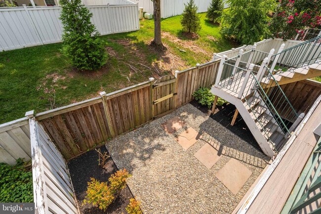 Building Photo - 4022 Dogberry Ln