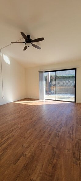 Building Photo - 604 Via Pavon