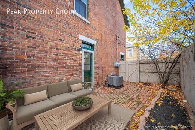 Building Photo - 510 S Lazelle St