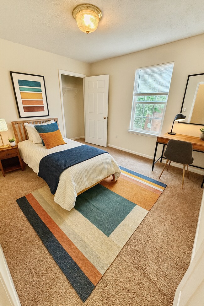 Building Photo - LEA1029