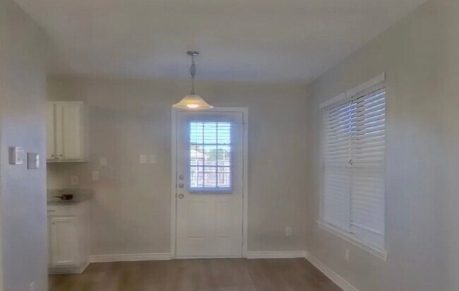 Building Photo - Amazing 3-Bedroom Home in Arlington