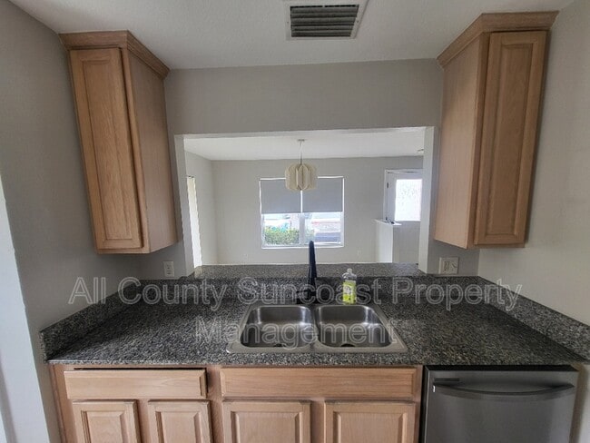 Building Photo - 3874 Mariner Dr