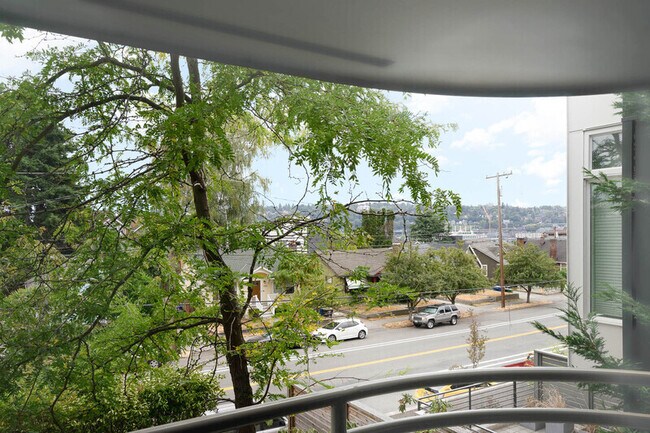 Building Photo - 2145 Dexter Ave N