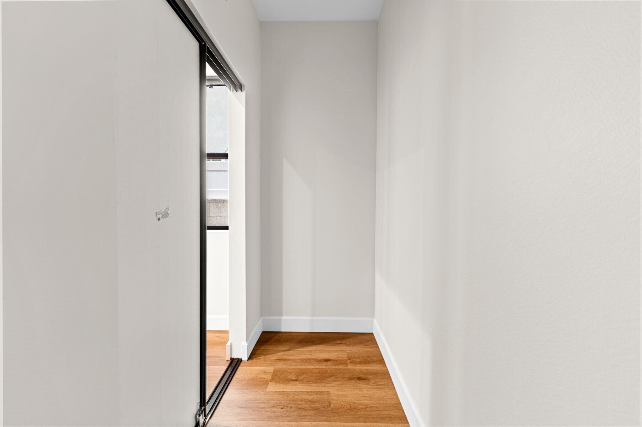 Building Photo - 2430 E 7th St