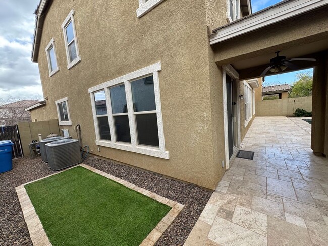 Building Photo - Beautiful 4 Bedroom - 2.5 Bath with Lots of Bonuses - Gilbert