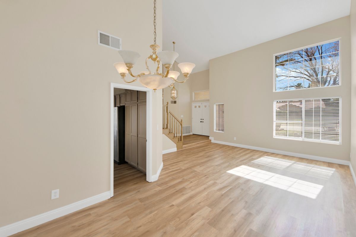 Building Photo - 3201 Angeleno Pl