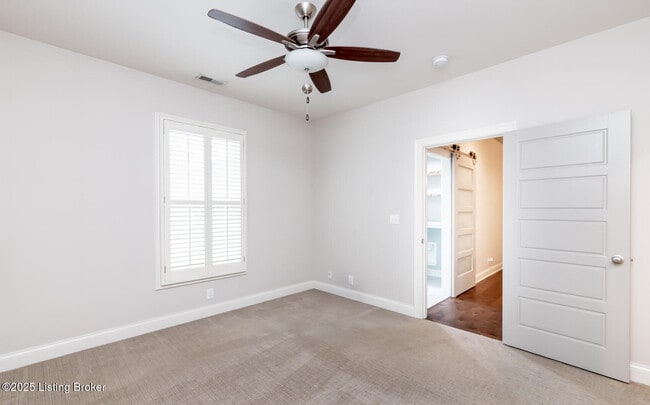 Building Photo - 9413 Civic Way