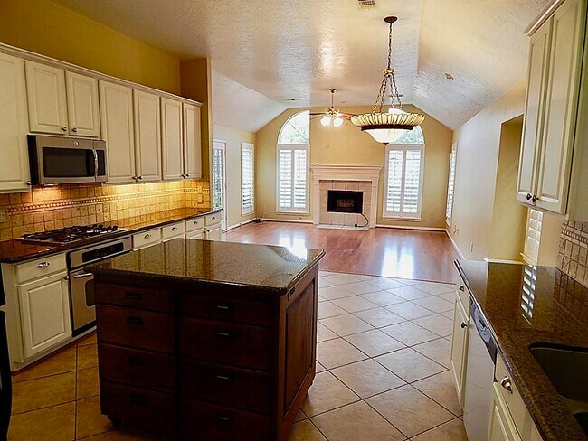 Building Photo - 13622 Clareton Ln