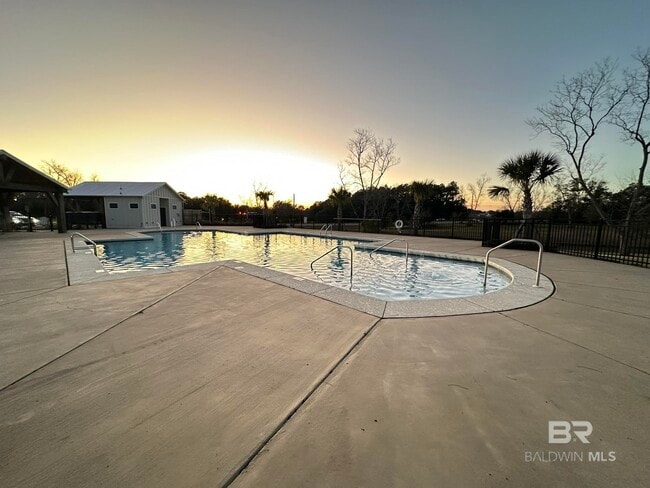 Building Photo - 146 Millet Ave