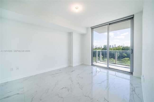 Building Photo - 16385 Biscayne Blvd
