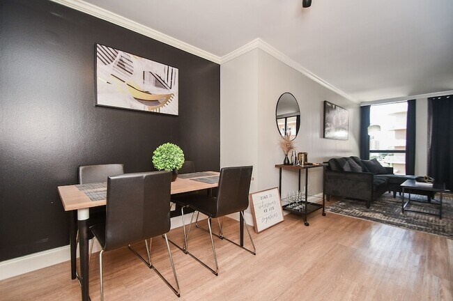 Building Photo - 3525 Sage Rd