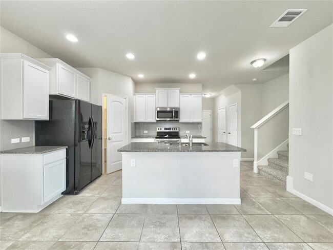 Building Photo - 308 Craters of the Moon Blvd