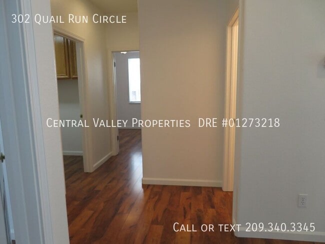 Building Photo - 302 Quail Run Cir