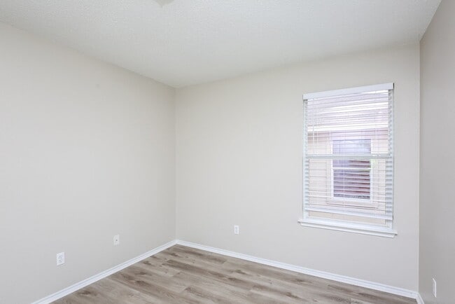 Building Photo - 13856 Sonterra Ranch Rd