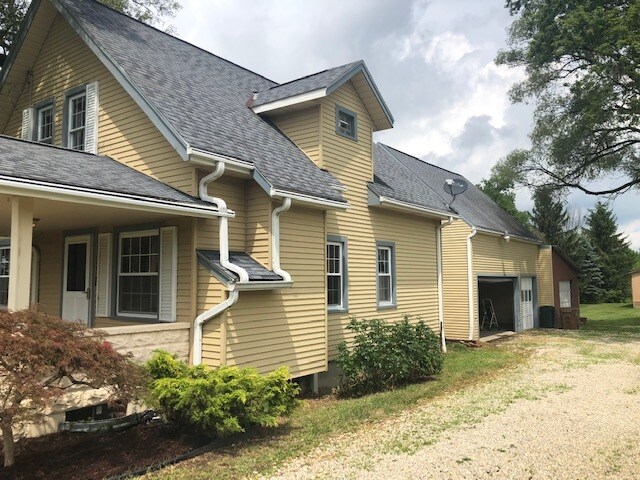 Building Photo - 1469 Remsen Rd