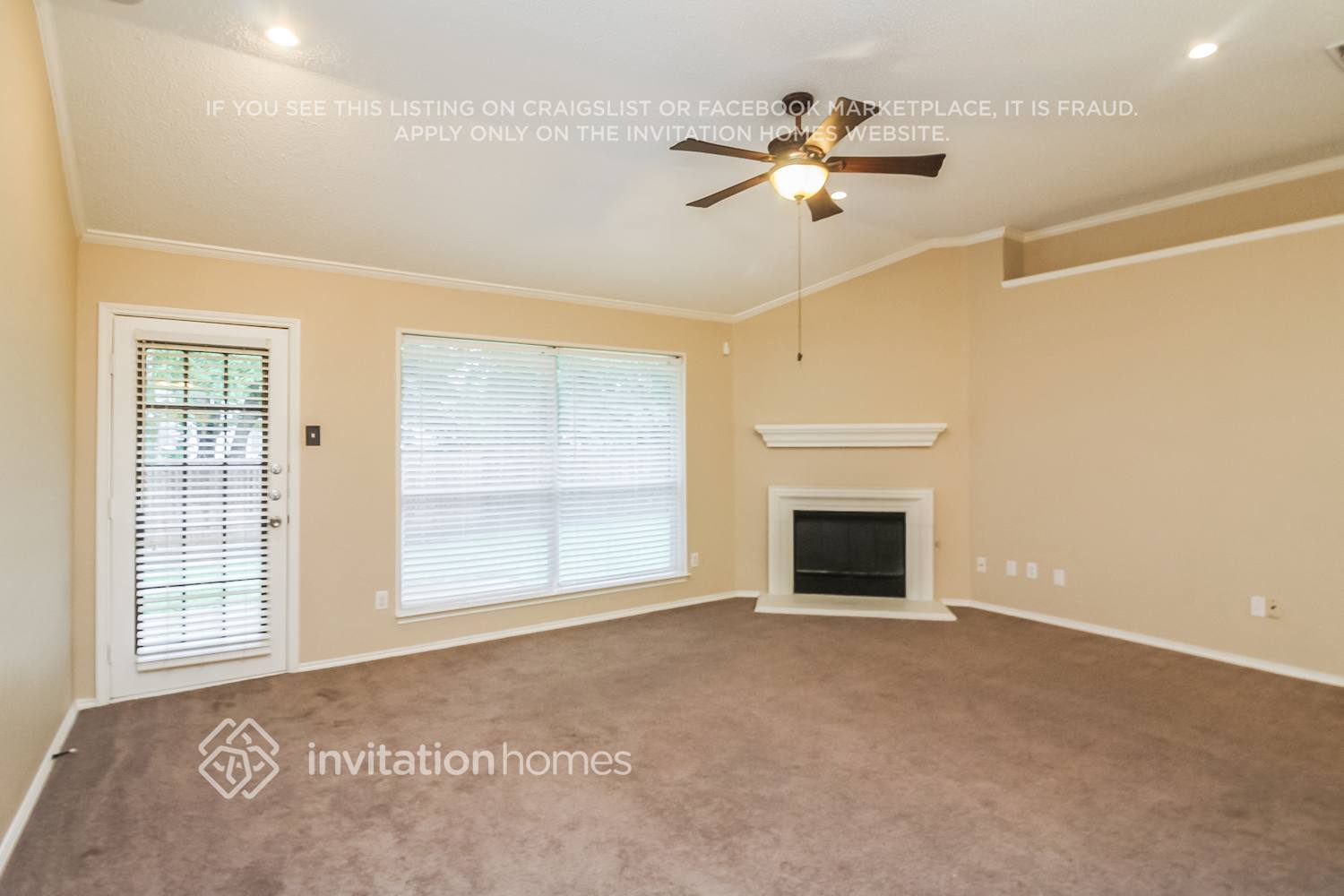 Building Photo - 1501 High Crest Dr