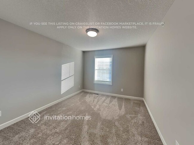 Building Photo - 10946 Zest St NE