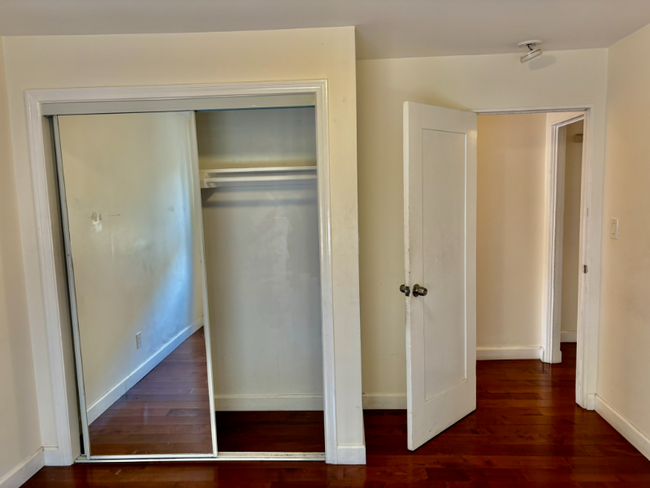 Building Photo - 5846 Haas Ave