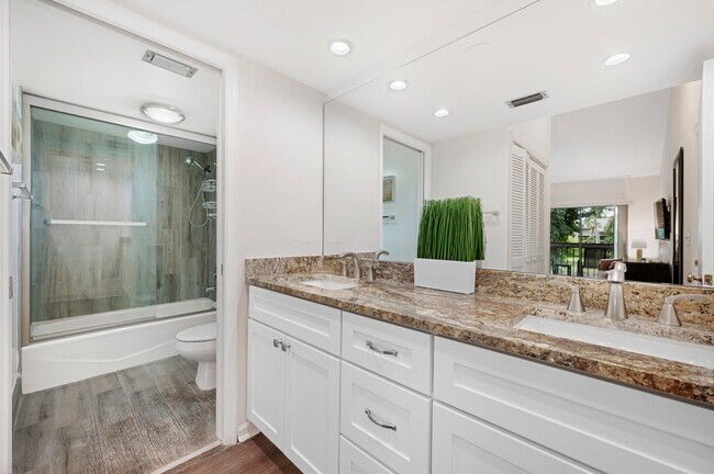 Building Photo - 11863 Wimbledon Cir