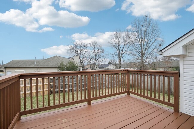 Building Photo - 205 Christine Dr