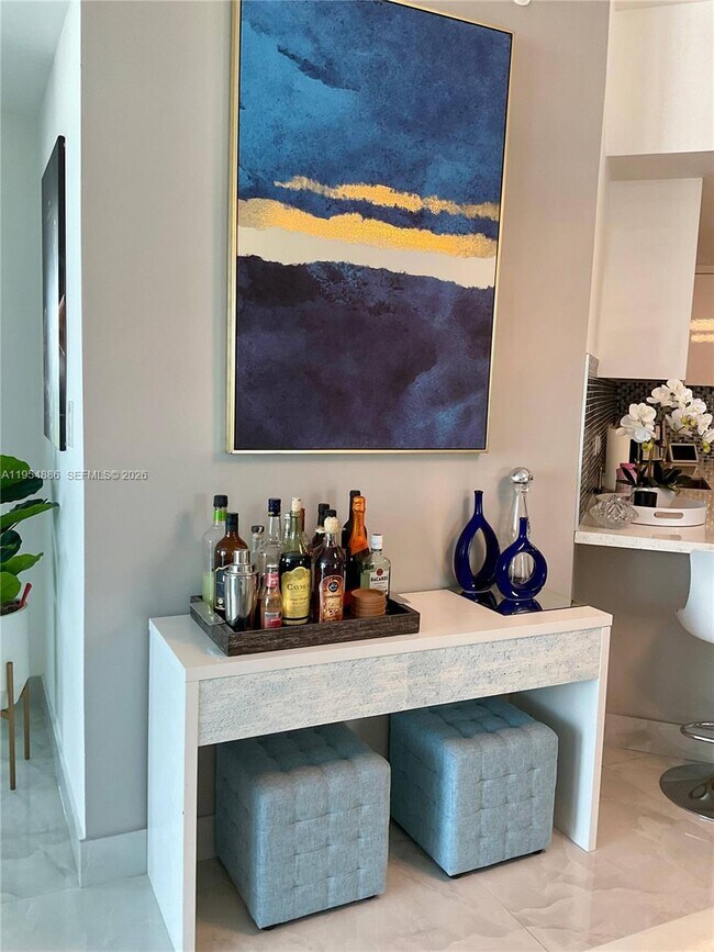 Building Photo - 140 S Dixie Hwy