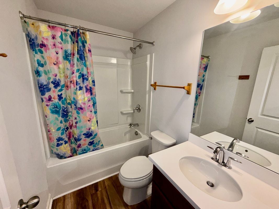 Building Photo - 323 Coppergate Ct