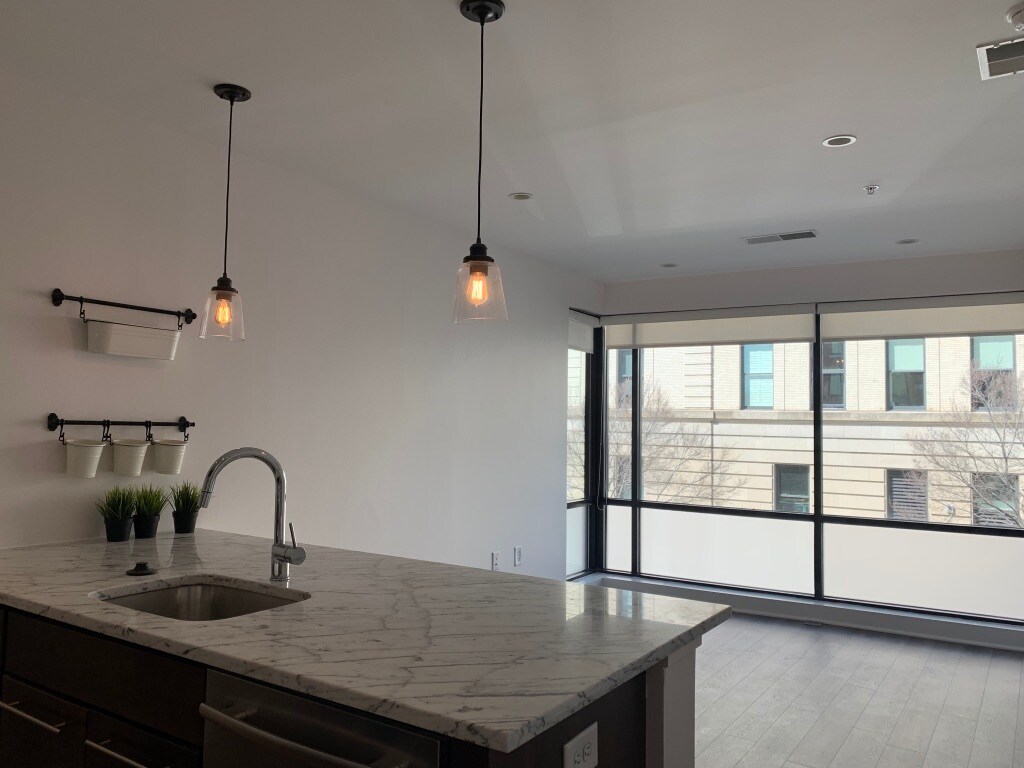 Building Photo - 1634 14th St NW