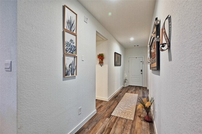 Building Photo - 8522 Kokernot Ln