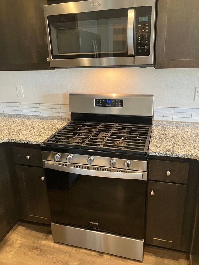 Building Photo - Beautiful Three Bedroom Home in North Salem