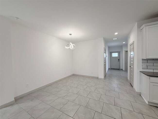 Building Photo - 28930 Yampa Mill Ln