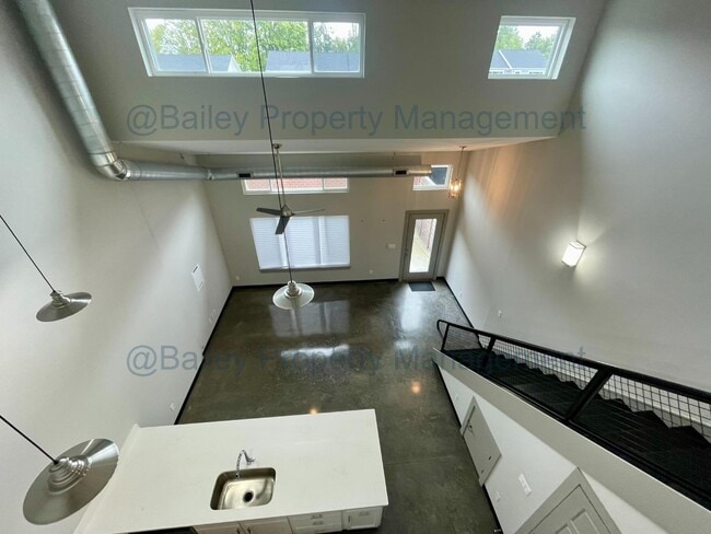 Building Photo - 3814 Jett Ln