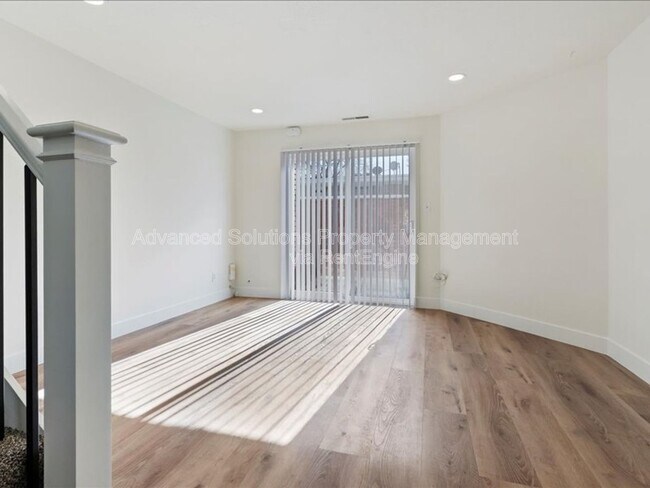 Building Photo - 3062 S 300 E