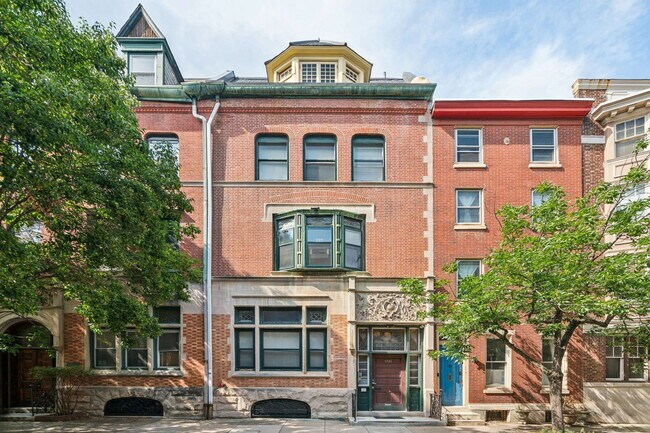 Building Photo - 1721 Pine St
