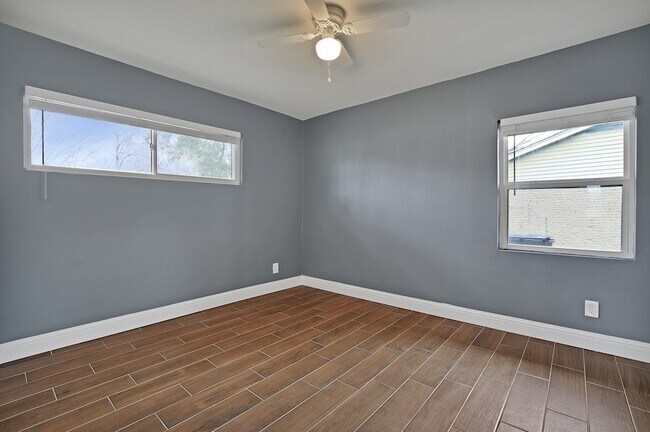 Building Photo - 13333 Challaburton Dr
