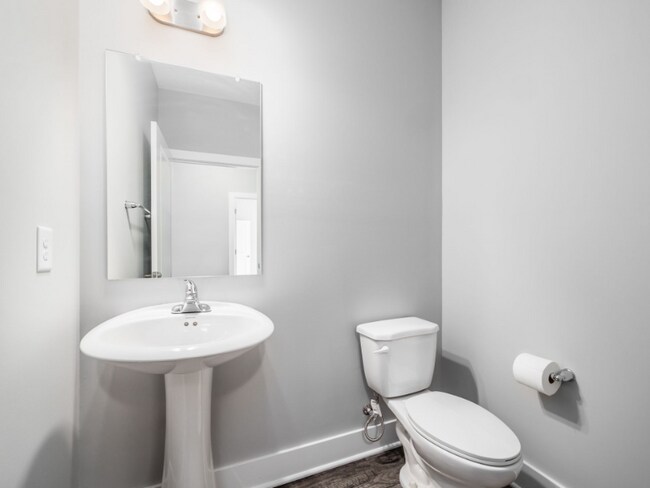 Building Photo - 1965 Glassboro St