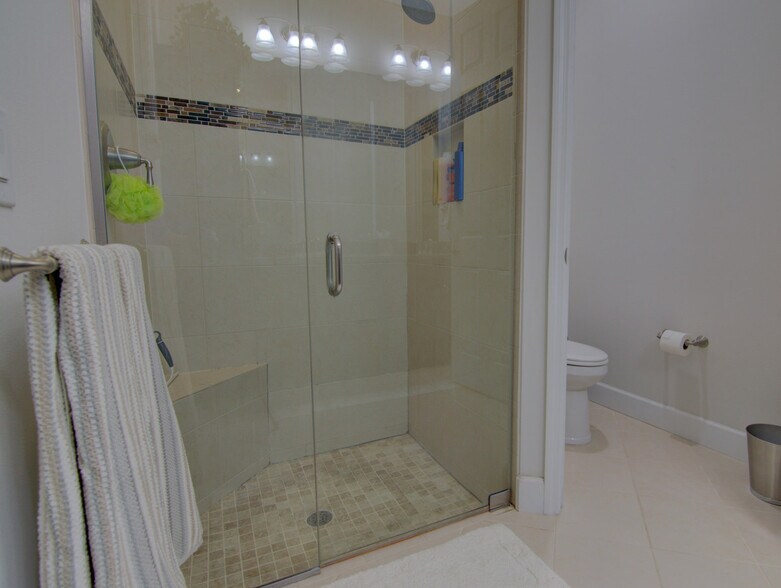 Building Photo - 9385 Isla Bella Cir