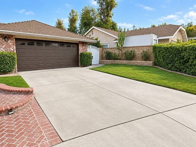 Building Photo - 20824 Canterwood Dr