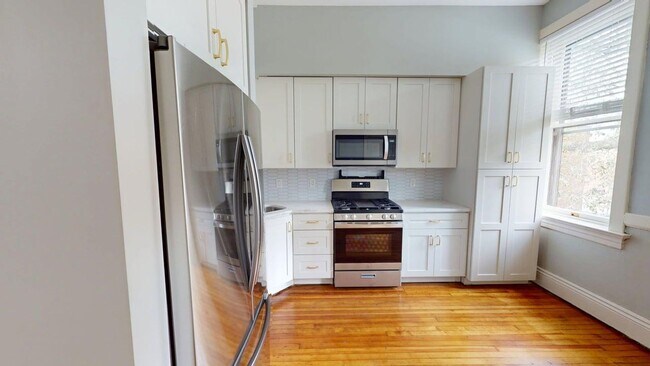 Building Photo - 3517 Magnolia Ave