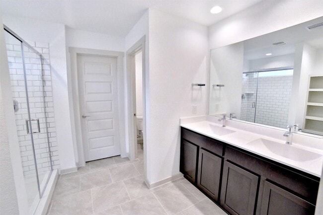 Building Photo - 29423 Paytons Park Ct