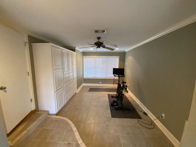 Building Photo - TECH TERRACE PRE-LEASE!!