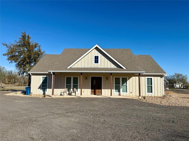 Building Photo - 1353 Red Town Rd