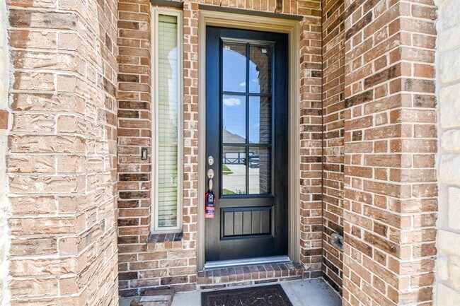 Building Photo - 6030 Marsh Lk Ct